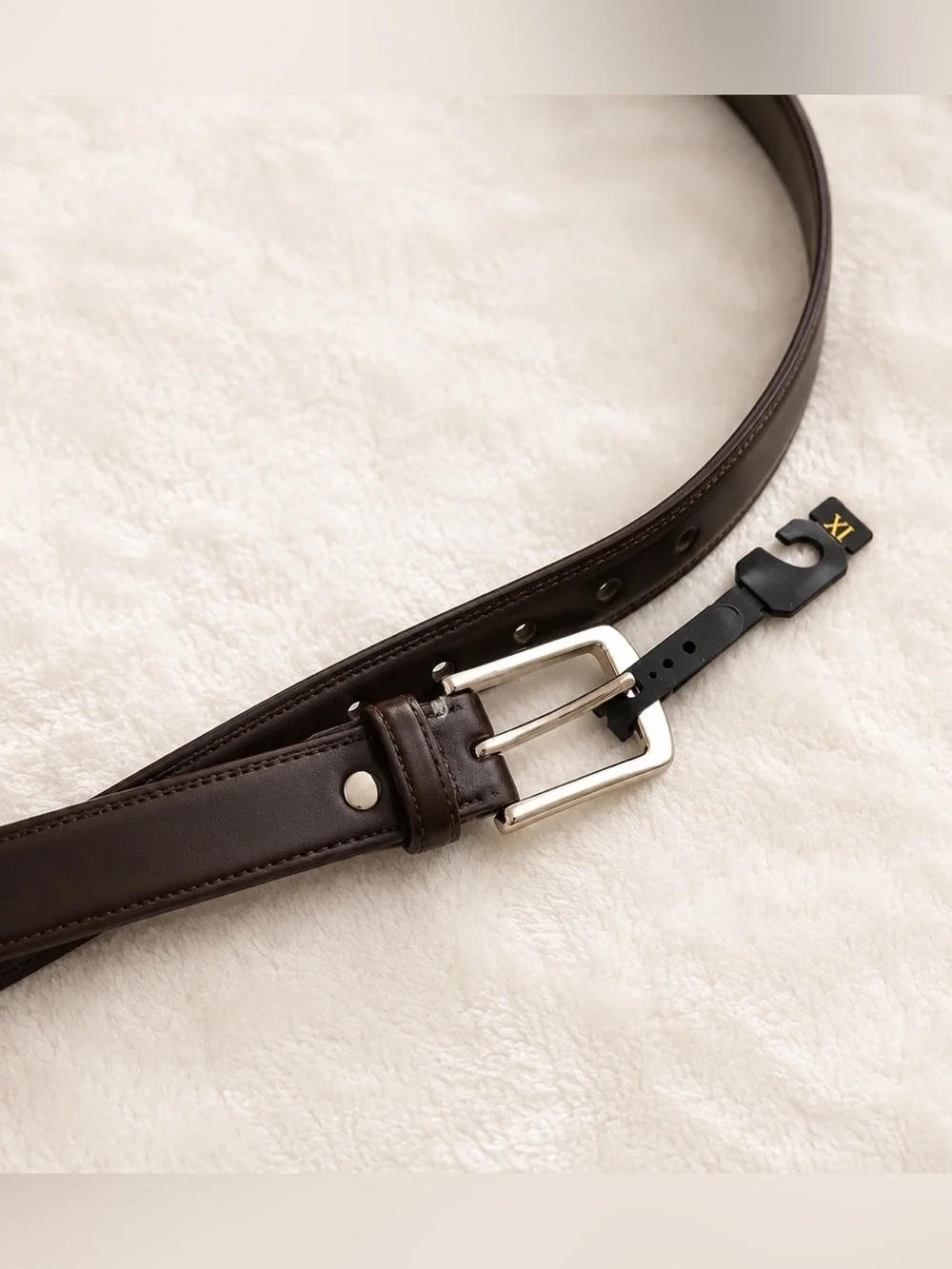N/A slim leather